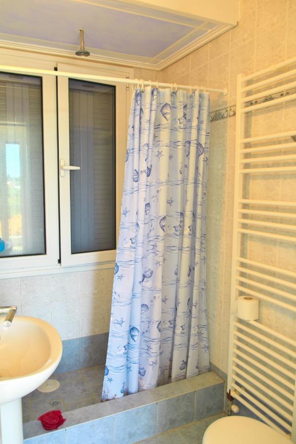 Georgia'S House Villa Aegina Bagian luar foto